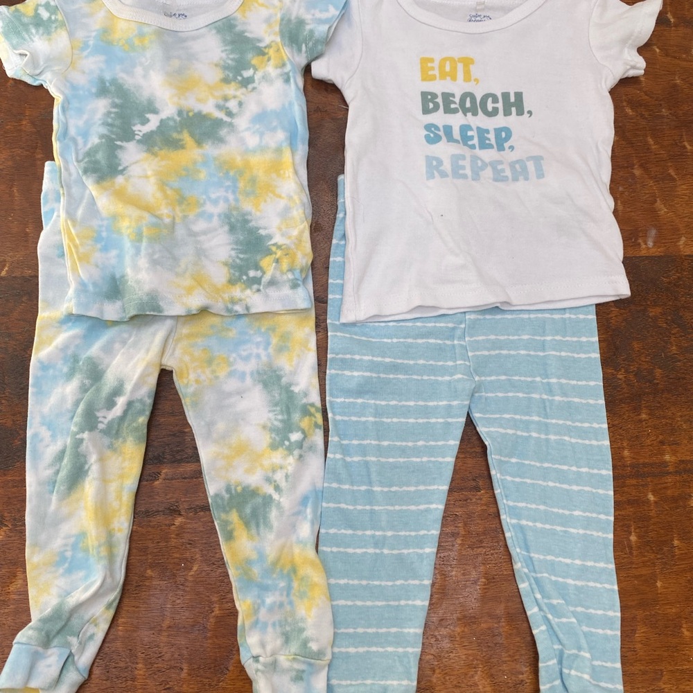 Gender neutral matching set short sleeve pajamas (2) 18mo